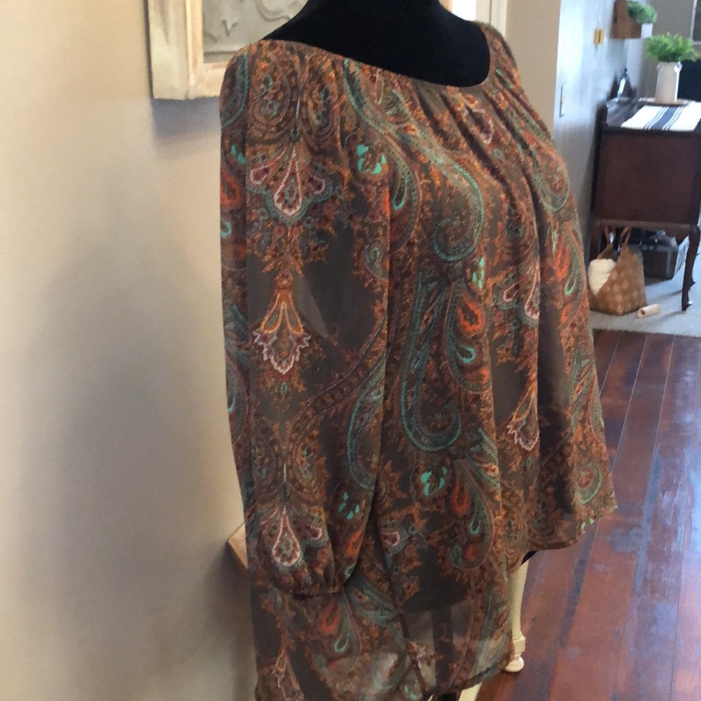Boutique blouse, sheer brown print, size M/L. - Picture 3 of 4